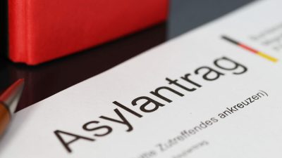 Deutschland und Österreich wollen Prüfung von Asylanträgen nach Afrika auslagern